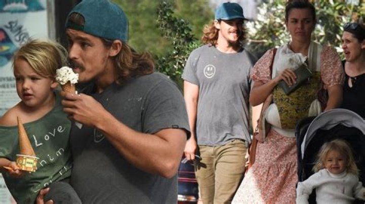 Brenton Thwaites: Age, Height, Wife, Children, Net worth