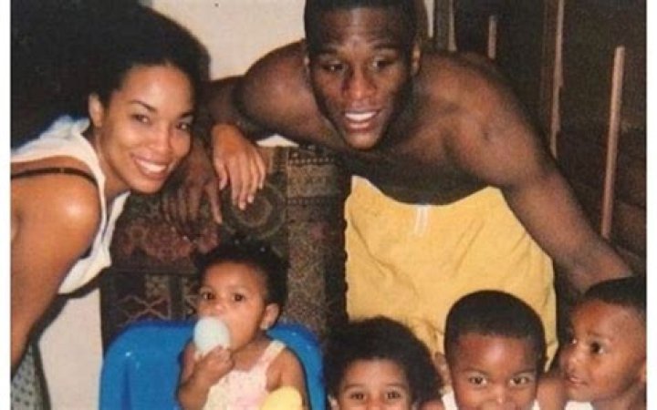 Floyd Mayweather's Baby Mamas Revealed