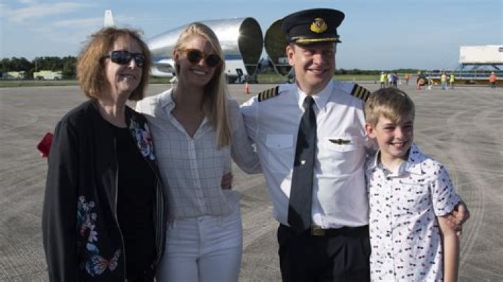 Hamish Harding's Children Embrace Their Lost Family