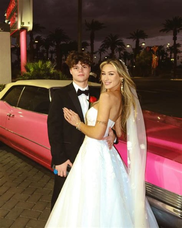 Sarah Richardson Is Living Happily With Her Husband Alexander Younger: Their Love Life & Children